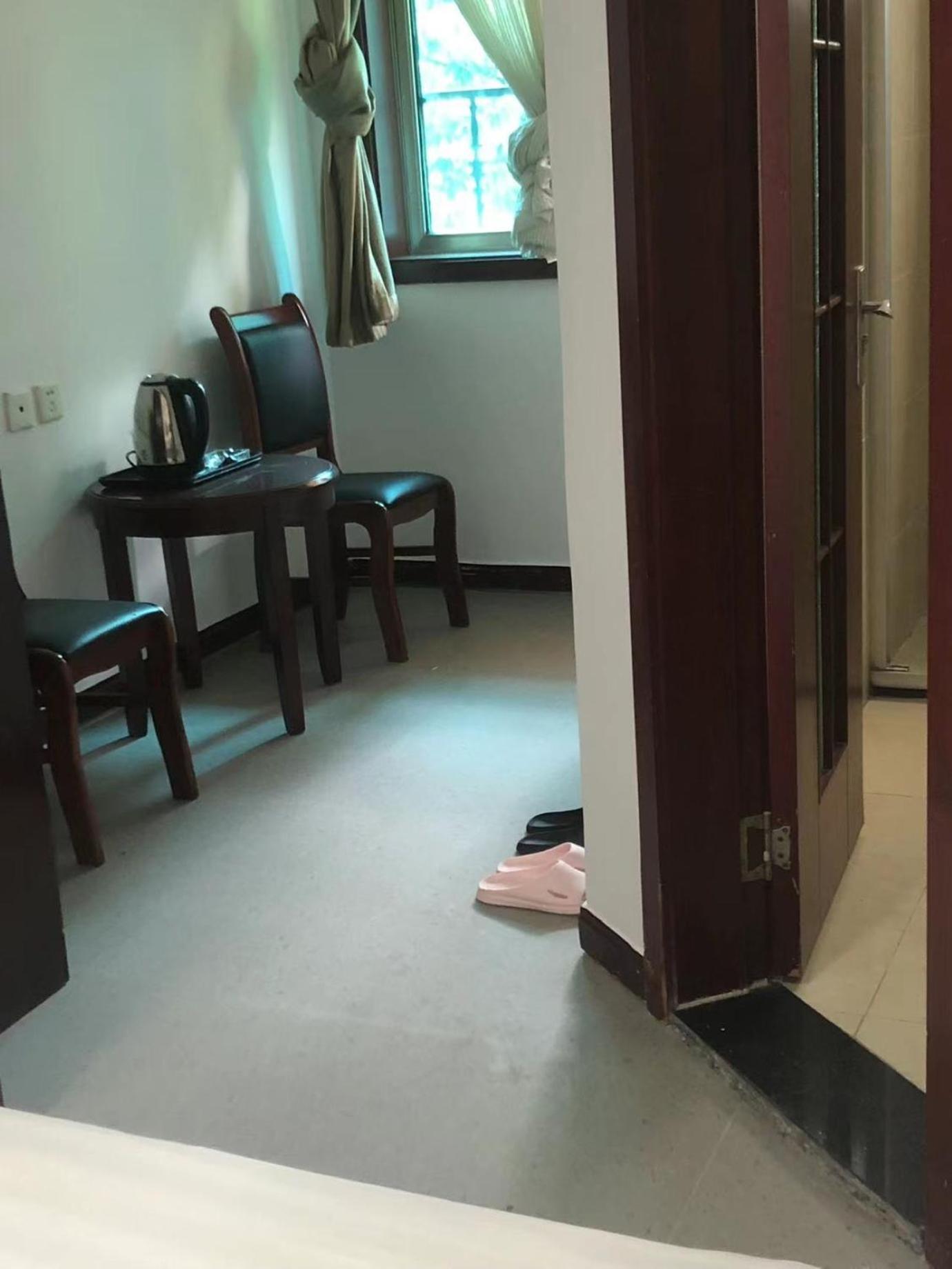 Chengdu Sichuan University Budget Hotel Exterior foto